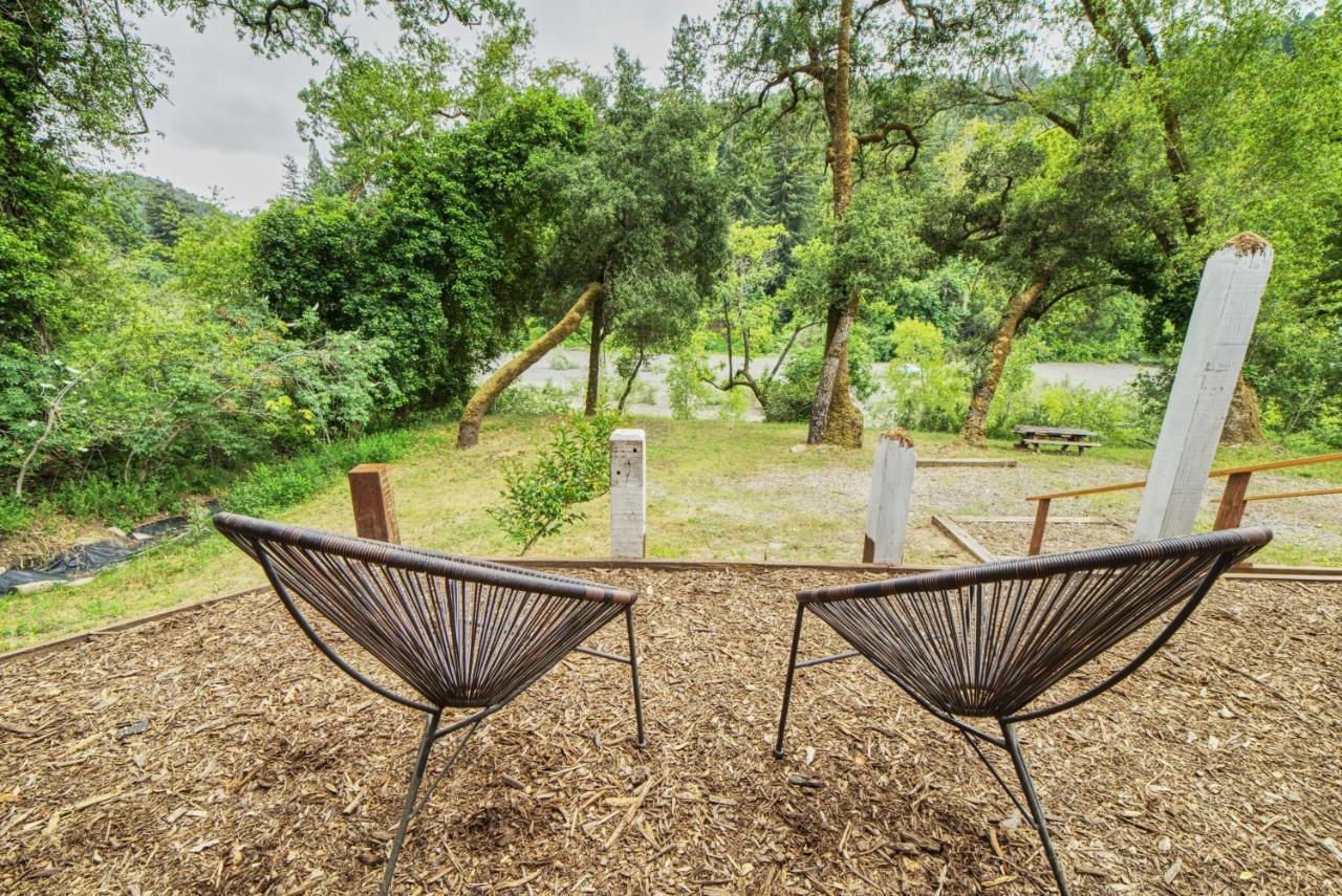 Rivers Breeze Relaxing Riverside Cabin With Private Suite Kayaks Healdsburg Exterior foto