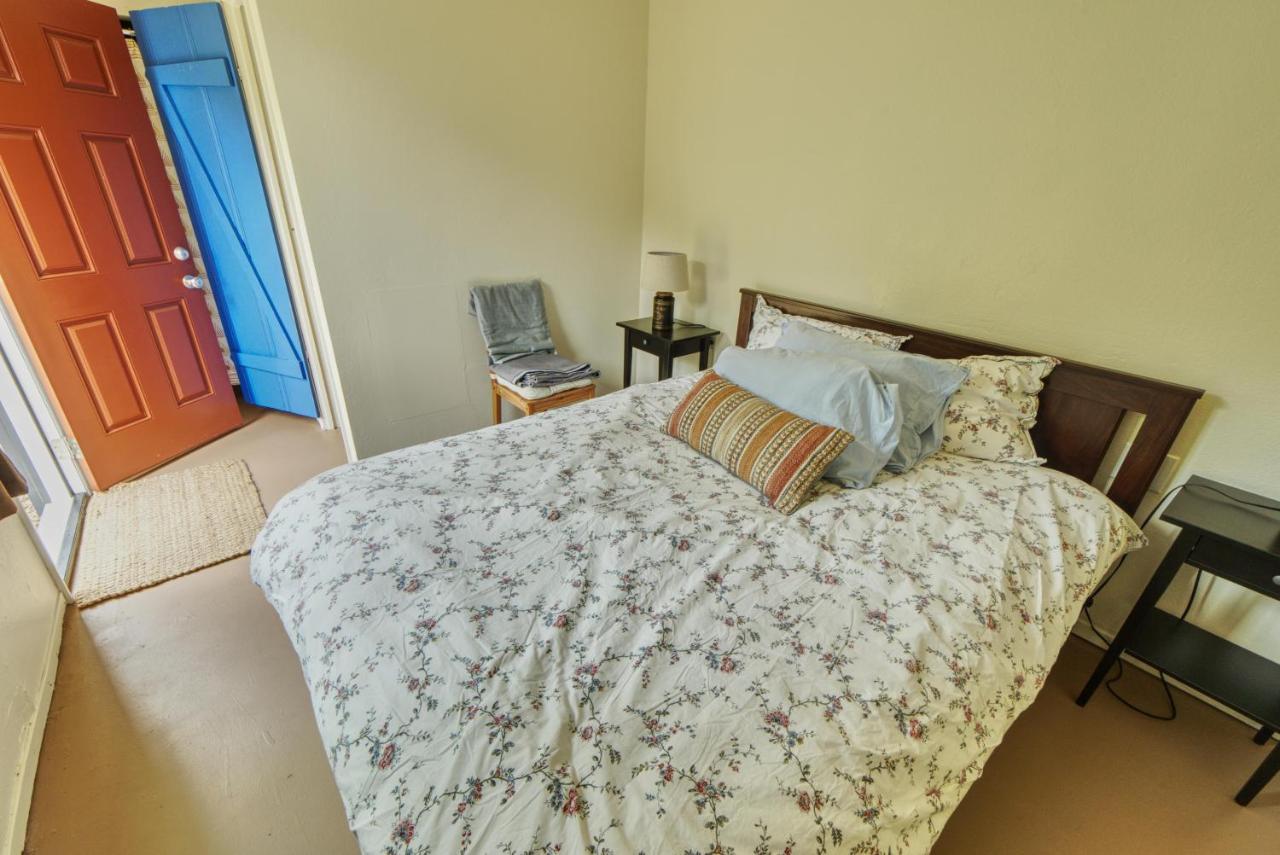 Rivers Breeze Relaxing Riverside Cabin With Private Suite Kayaks Healdsburg Exterior foto